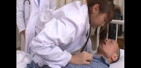  Instead of mouth to mouth nurse Ebihara Arisa goes cock to mouth to revive her p